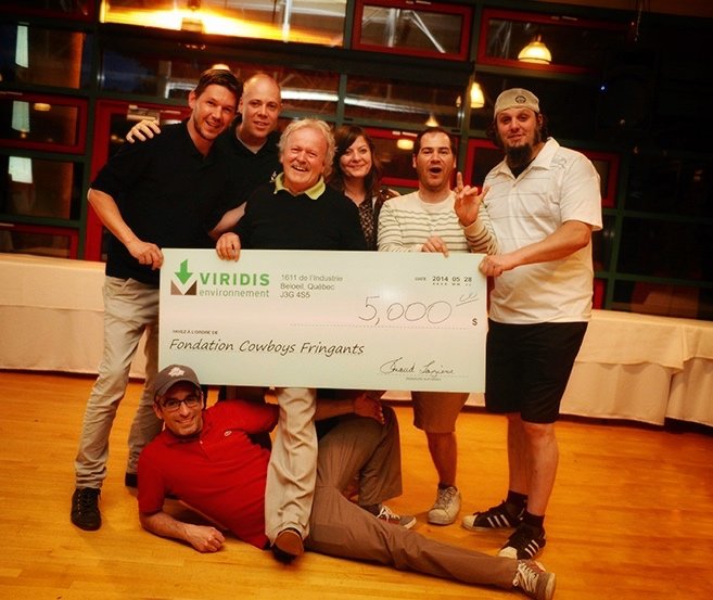 Bénéfices du tournoi de golf Viridis remis à la fondation des Cowboys Fringants